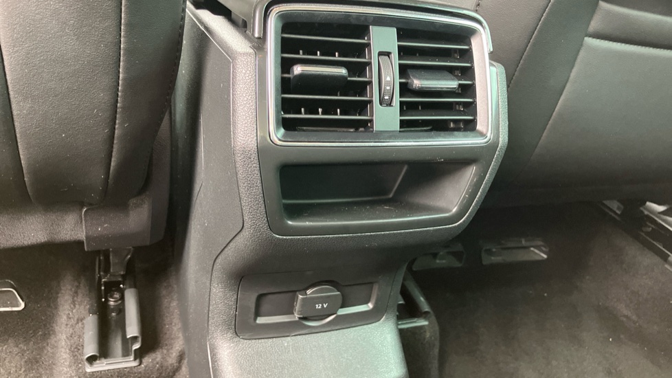 Skoda Karoq 1.5 TSI SE L 5dr Petrol Estate - Image 21