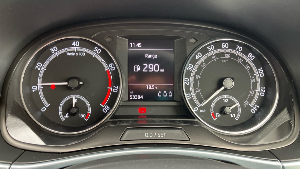 Skoda Fabia 1.0 MPI 75 SE 5dr Petrol Hatchback - Image 18