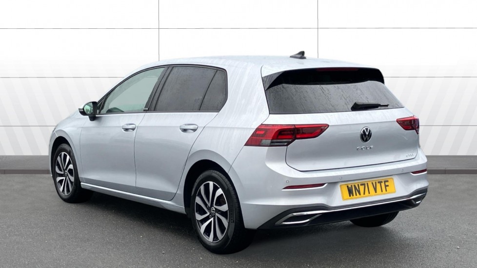 Volkswagen Golf 1.5 eTSI 150 Active 5dr DSG Petrol Hatchback - Image 2