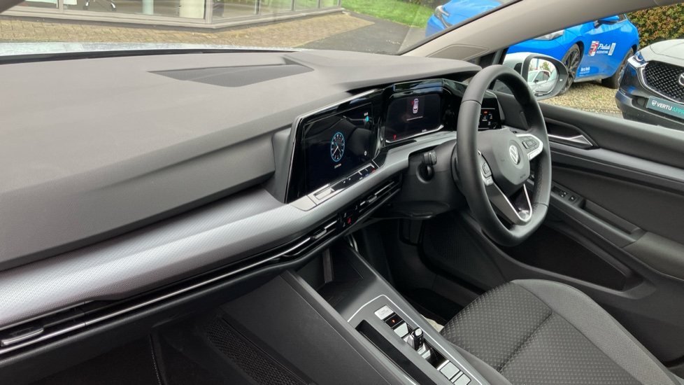 Volkswagen Golf 1.5 eTSI 150 Active 5dr DSG Petrol Hatchback - Image 9