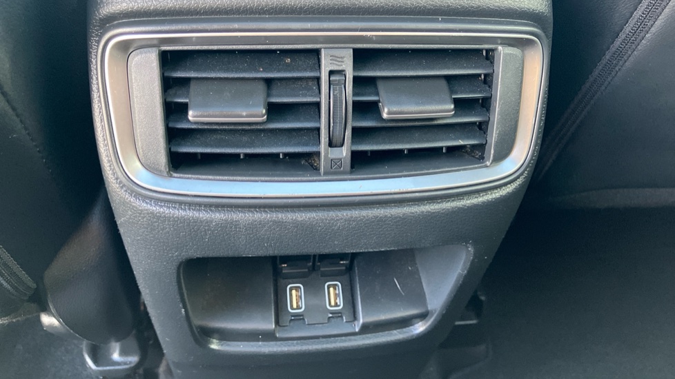Honda CR-V 1.5 VTEC Turbo EX 5dr Petrol Estate - Image 21