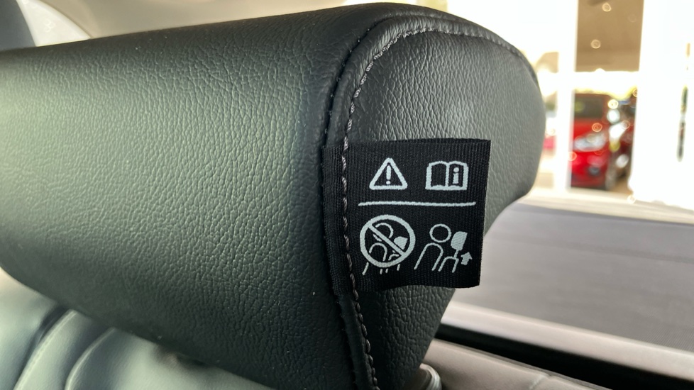 Honda CR-V 1.5 VTEC Turbo EX 5dr Petrol Estate - Image 22