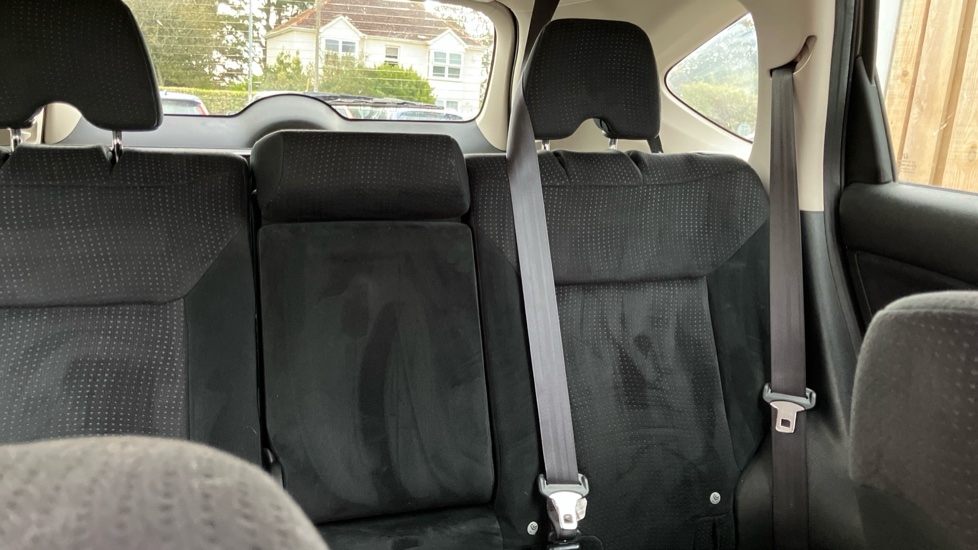 Honda CR-V 2.2 i-DTEC SE-T 5dr Auto Diesel Estate - Image 15
