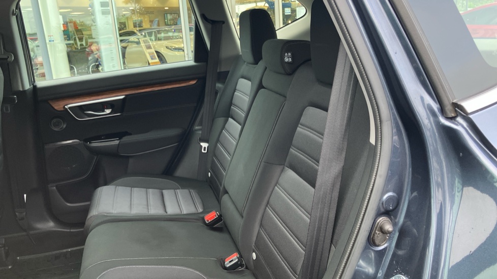 Honda CR-V 2.0 i-MMD Hybrid SE 2WD 5dr eCVT Hybrid Estate - Image 16