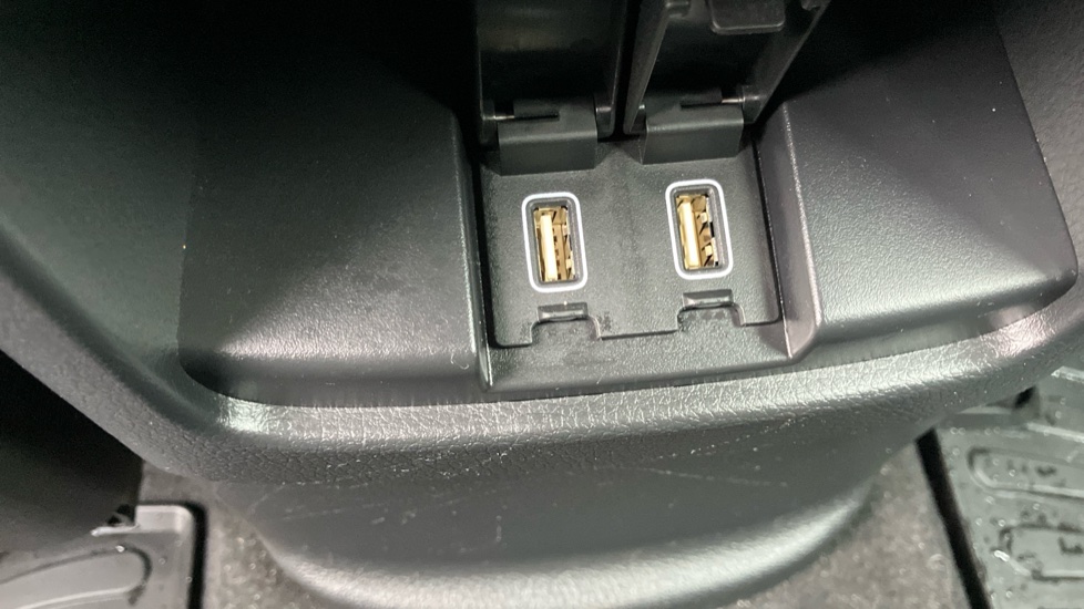 Honda CR-V 2.0 i-MMD Hybrid SE 2WD 5dr eCVT Hybrid Estate - Image 32