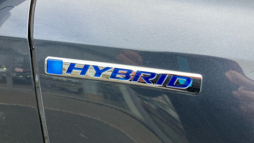 Honda CR-V 2.0 i-MMD Hybrid SE 2WD 5dr eCVT Hybrid Estate - Image 37