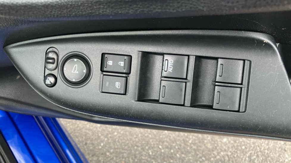 Honda Jazz 1.5 i-VTEC Sport Navi 5dr Petrol Hatchback - Image 40