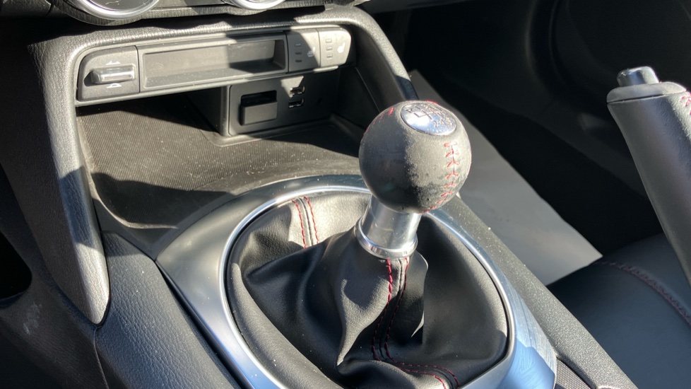 Mazda MX-5 2.0 Sport Nav 2dr Petrol Convertible RF - Image 13