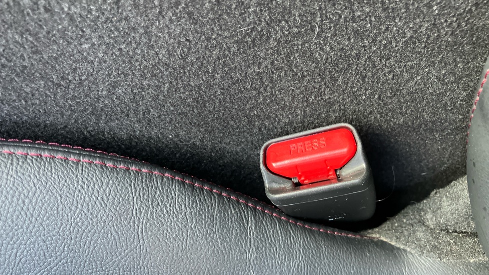 Mazda MX-5 2.0 Sport Nav 2dr Petrol Convertible RF - Image 17