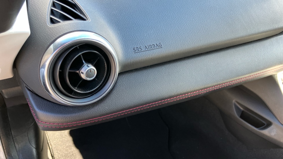 Mazda MX-5 2.0 Sport Nav 2dr Petrol Convertible RF - Image 22