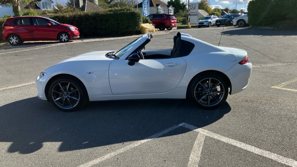 Mazda MX-5 2.0 Sport Nav 2dr Petrol Convertible RF - Image 37