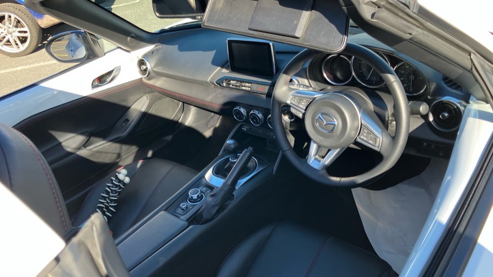 Mazda MX-5 2.0 Sport Nav 2dr Petrol Convertible RF - Image 39