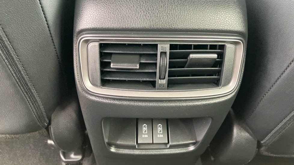 Honda CR-V 1.5 VTEC Turbo EX 5dr CVT Petrol Estate - Image 22