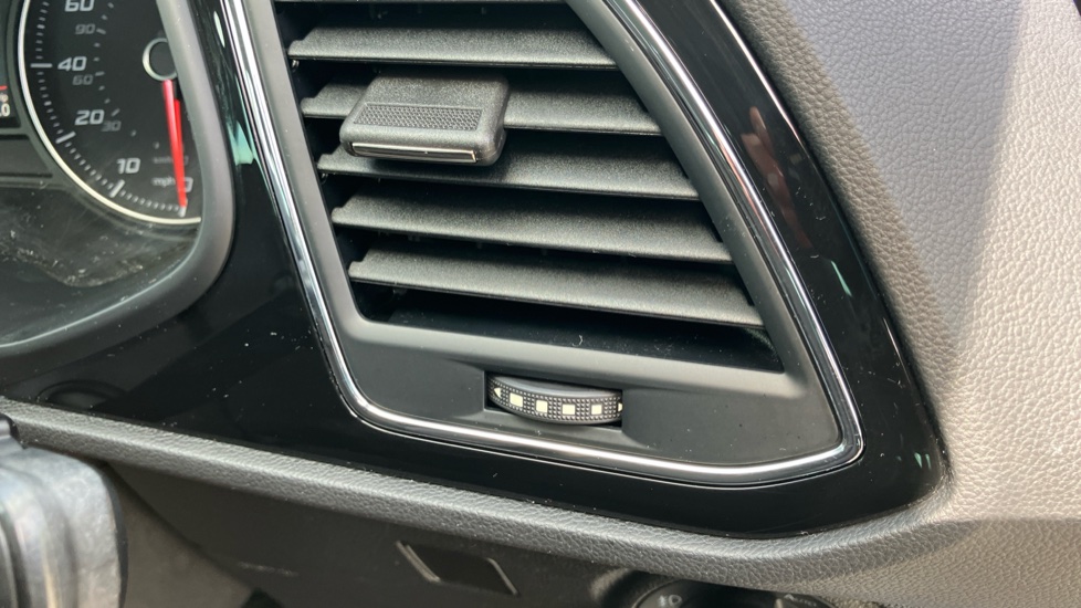 SEAT Leon 1.5 TSI EVO 150 FR [EZ] 5dr Petrol Hatchback - Image 33