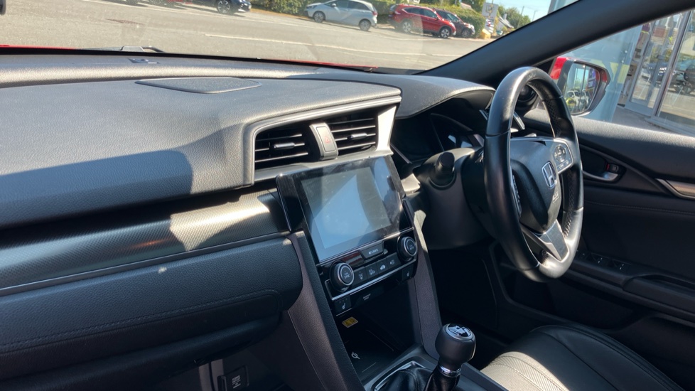 Honda Civic 1.5 VTEC Turbo Prestige 5dr Petrol Hatchback - Image 9