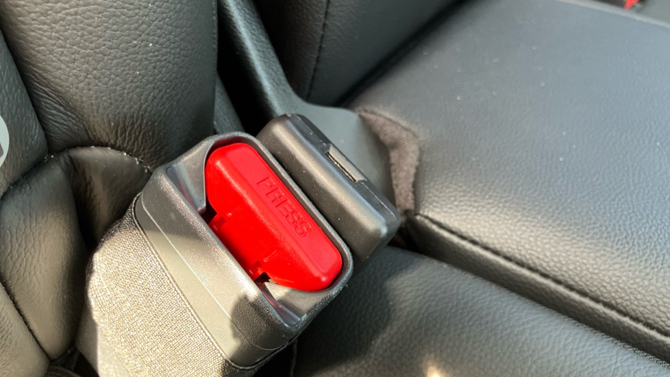 Honda HR-V 1.5 i-VTEC EX CVT 5dr Petrol Hatchback - Image 17