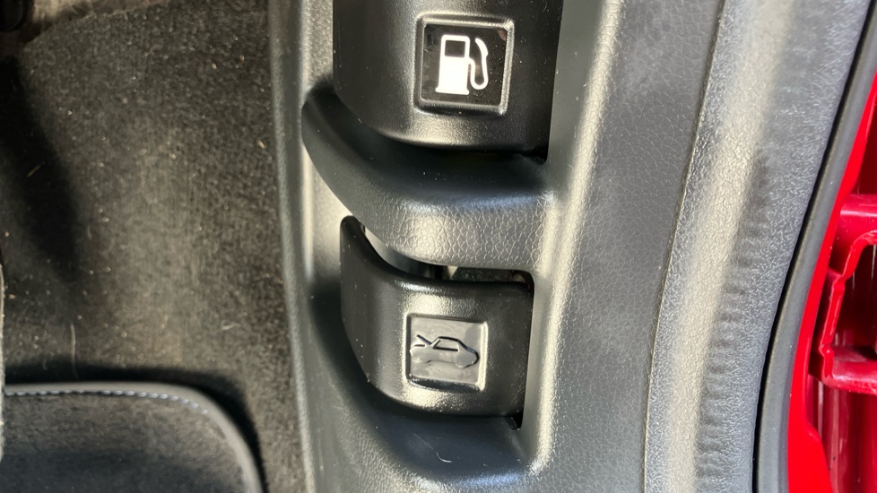 Honda Jazz 1.3 EX Navi 5dr CVT Petrol Hatchback - Image 25