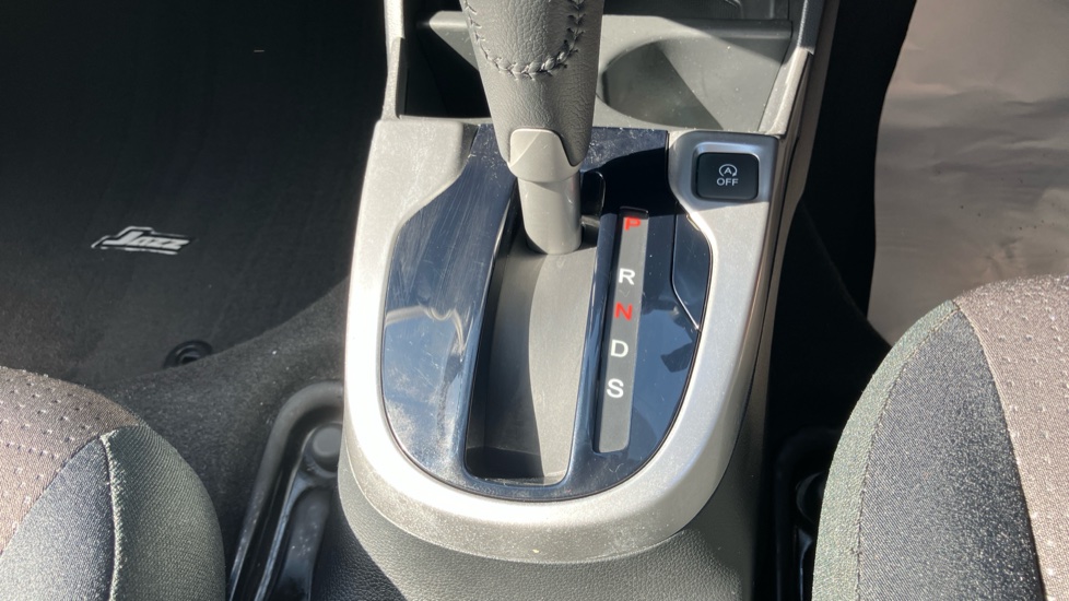 Honda Jazz 1.3 EX Navi 5dr CVT Petrol Hatchback - Image 37