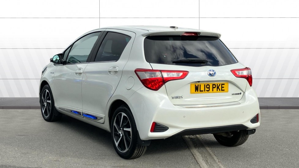 Toyota Yaris 1.5 Hybrid Excel 5dr CVT Hybrid Hatchback - Image 2