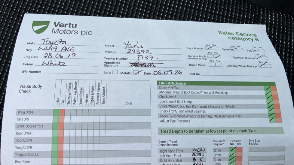 Toyota Yaris 1.5 Hybrid Excel 5dr CVT Hybrid Hatchback - Image 19