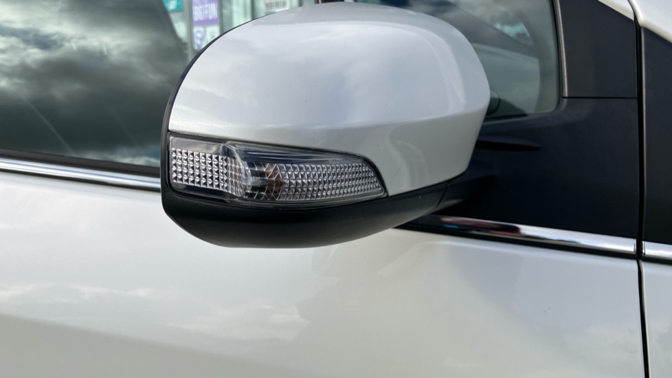 Toyota Yaris 1.5 Hybrid Excel 5dr CVT Hybrid Hatchback - Image 26