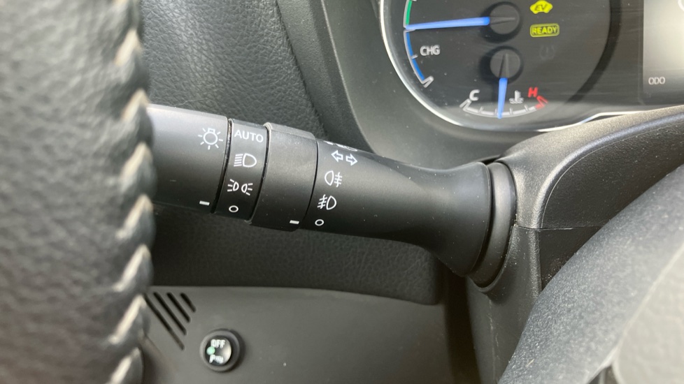 Toyota Yaris 1.5 Hybrid Excel 5dr CVT Hybrid Hatchback - Image 45