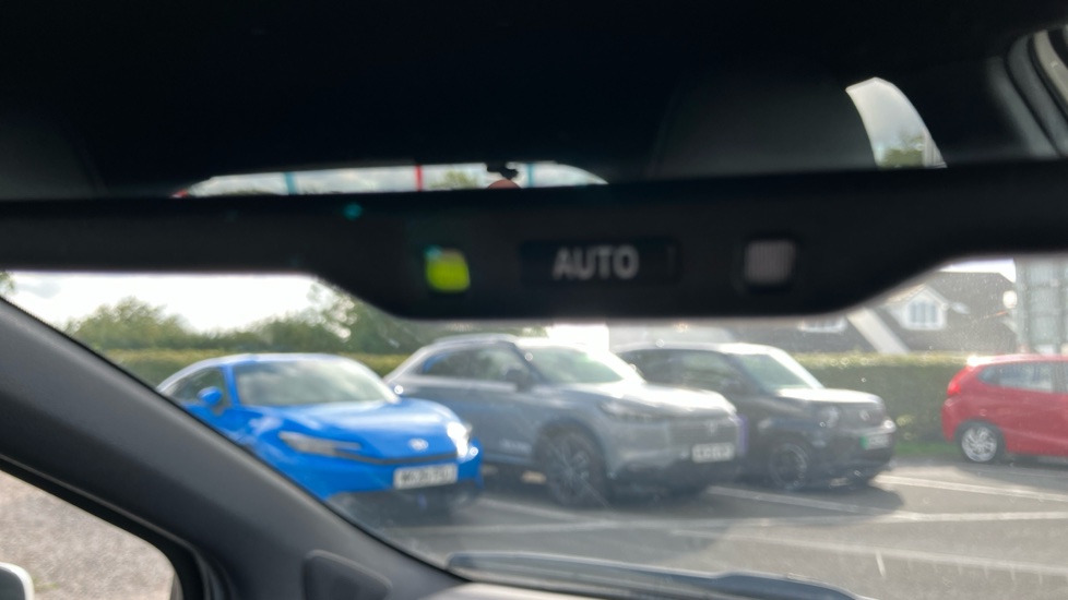 Toyota Yaris 1.5 Hybrid Excel 5dr CVT Hybrid Hatchback - Image 49