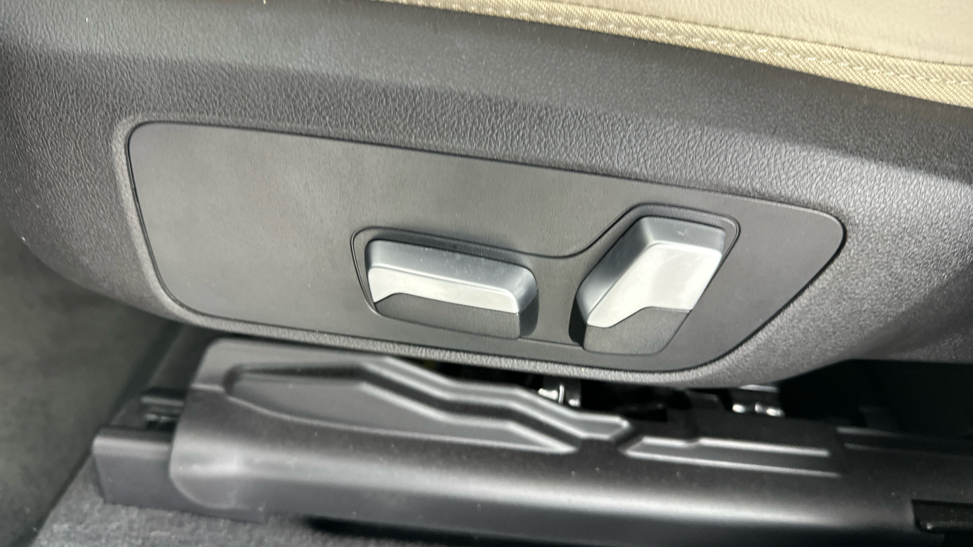 Used BMW iX3 80kWh M Sport Pro Auto 5dr - Image 26