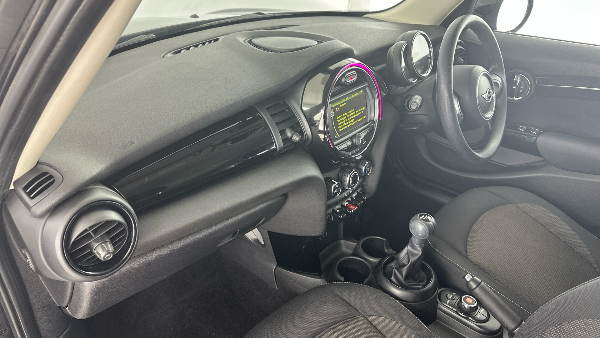 Used MINI 5-Door Hatch 1.5 Cooper Euro 6 (s/s) 5dr - Image 7