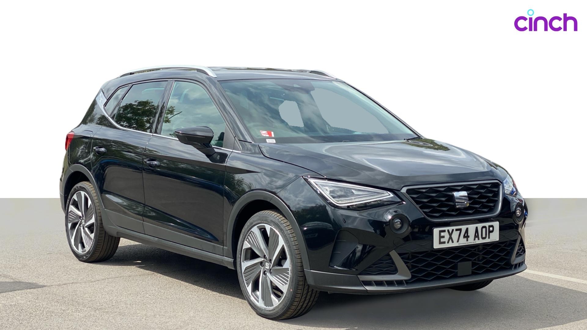 SEAT Arona listing photo