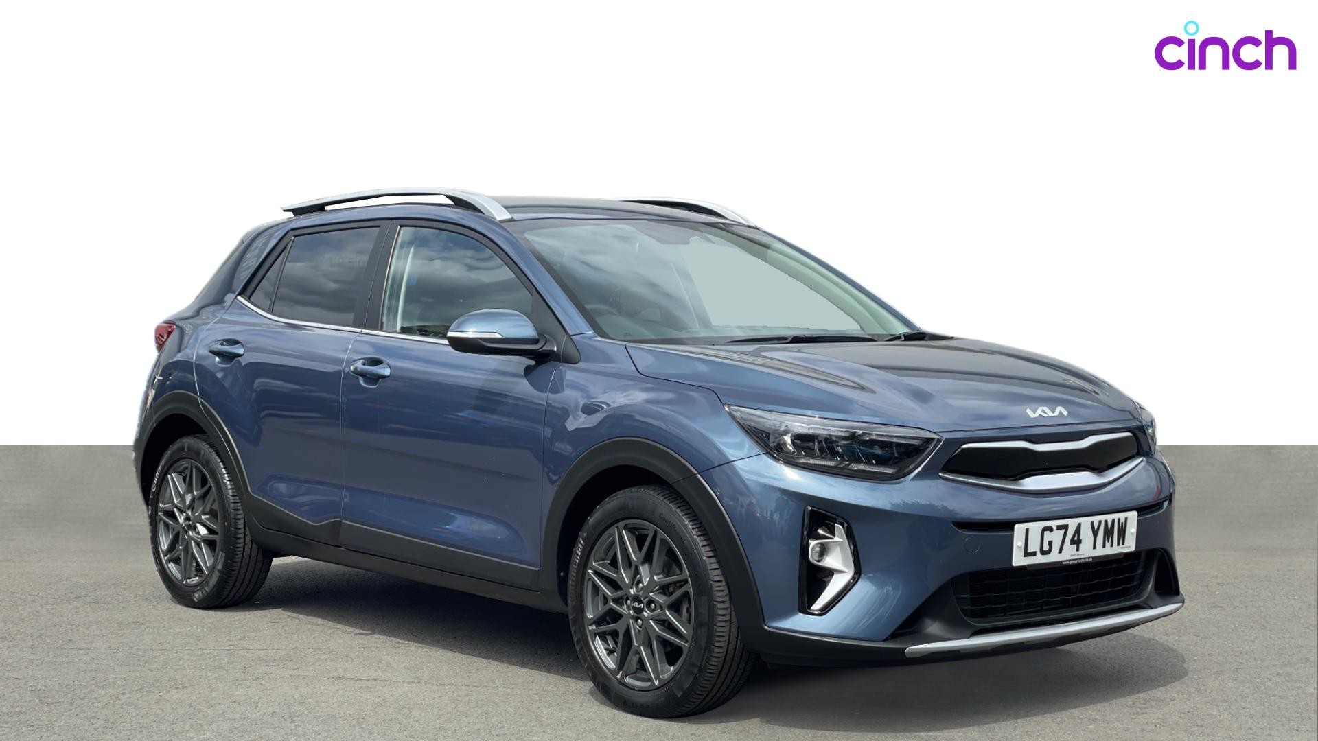 Kia Stonic listing photo