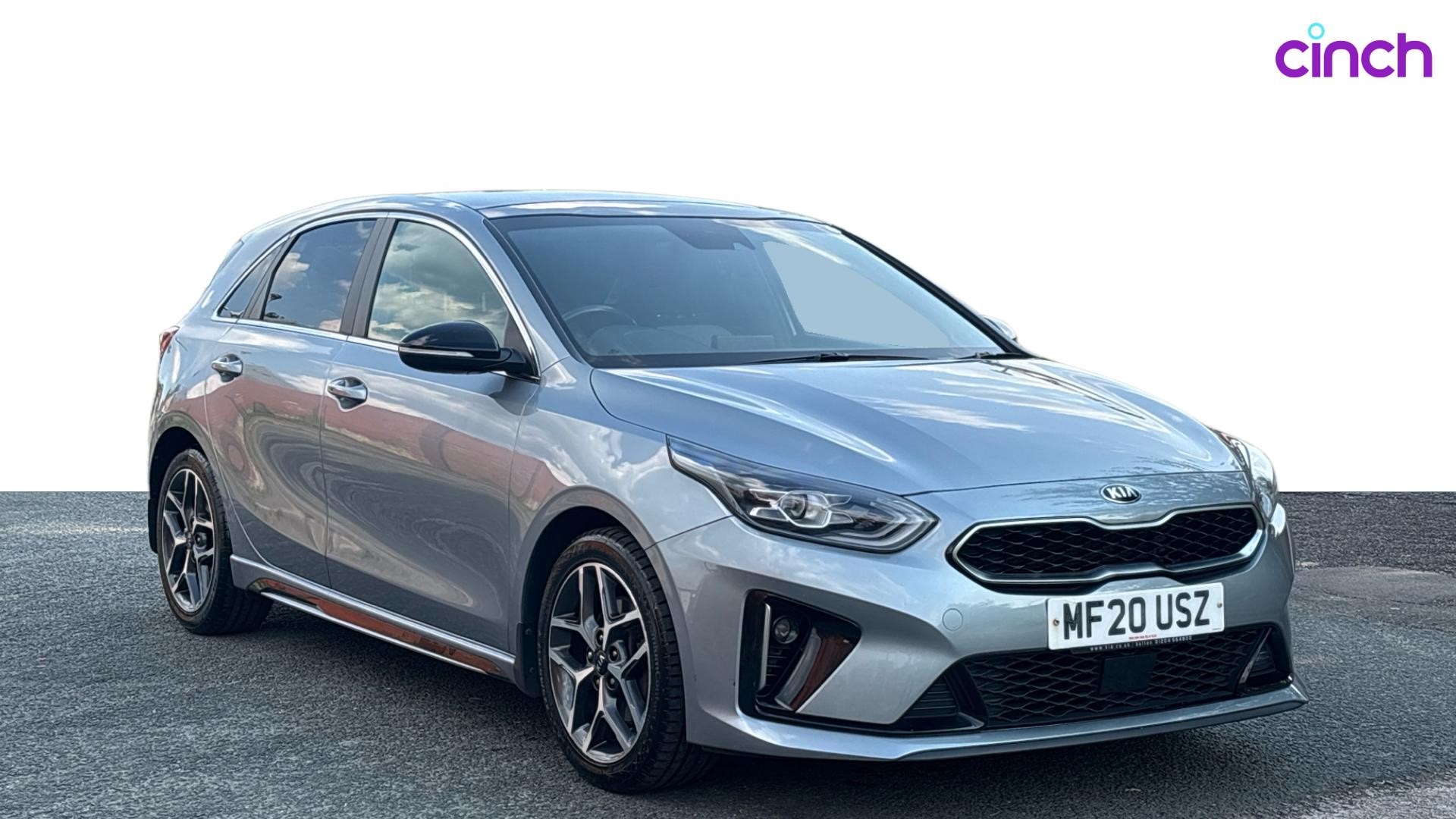 Kia Ceed listing photo