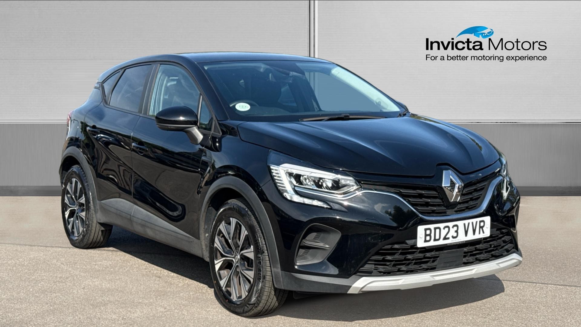 Black 2023 Renault Captur Hatchback Front-wheel drive Manual