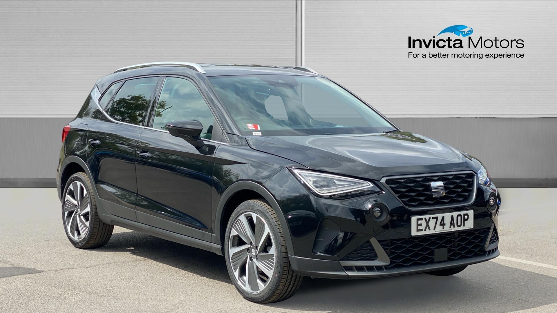 Black 2024 Seat Arona Hatchback Front-wheel drive Automatic