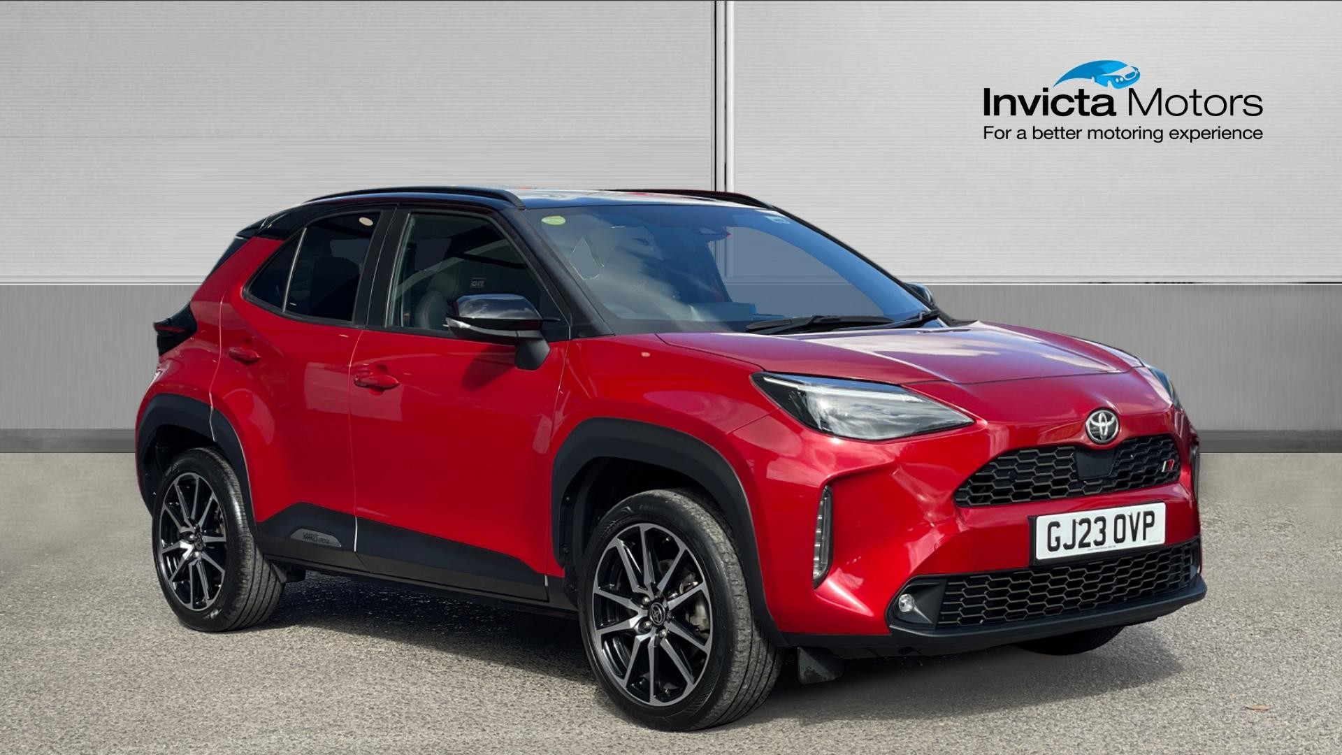 Red 2023 Toyota Yaris Cross Estate Front-wheel drive Automatic