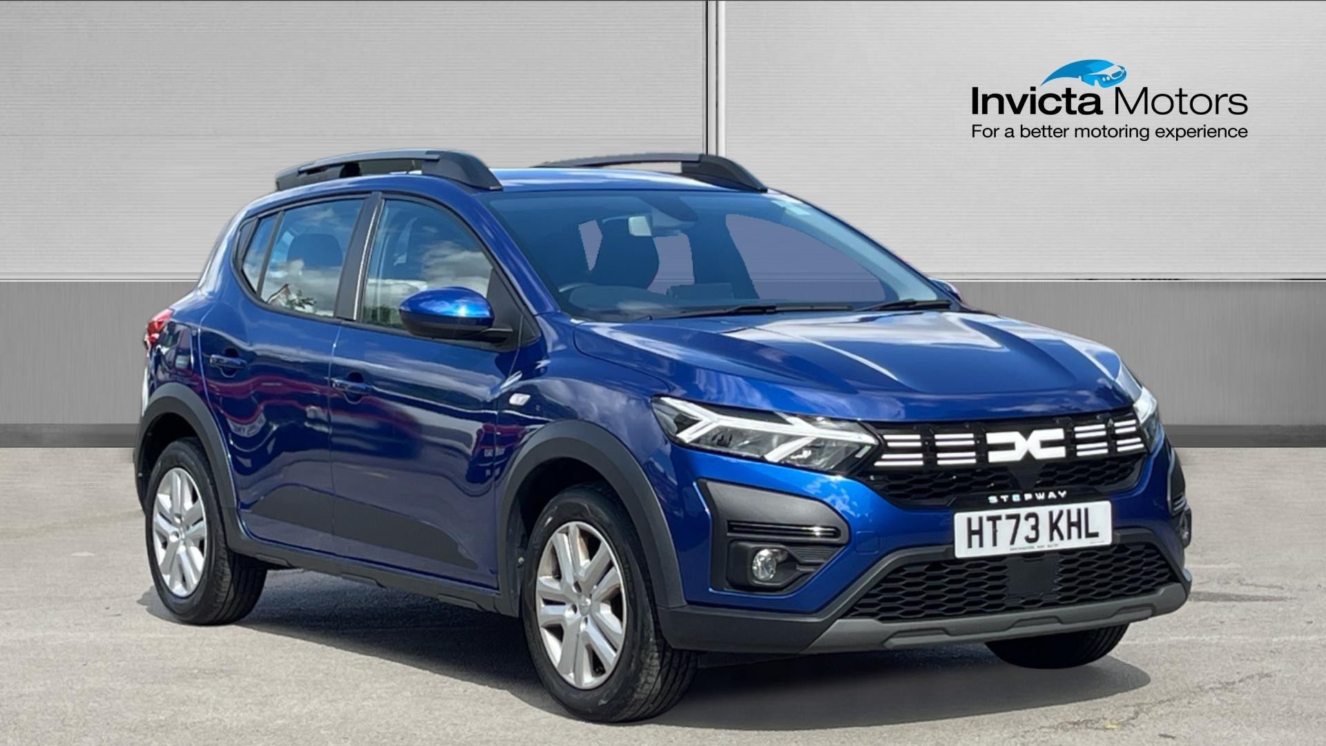 Blue 2023 Dacia Sandero Stepway Hatchback Front-wheel drive Manual