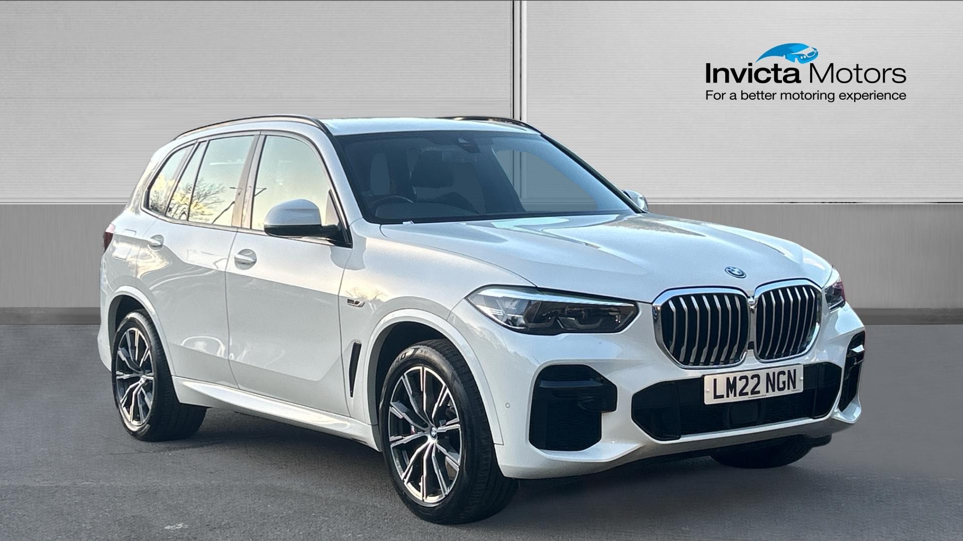 2022 BMW X5 3.0 xDrive 45e M Sport (394bhp)