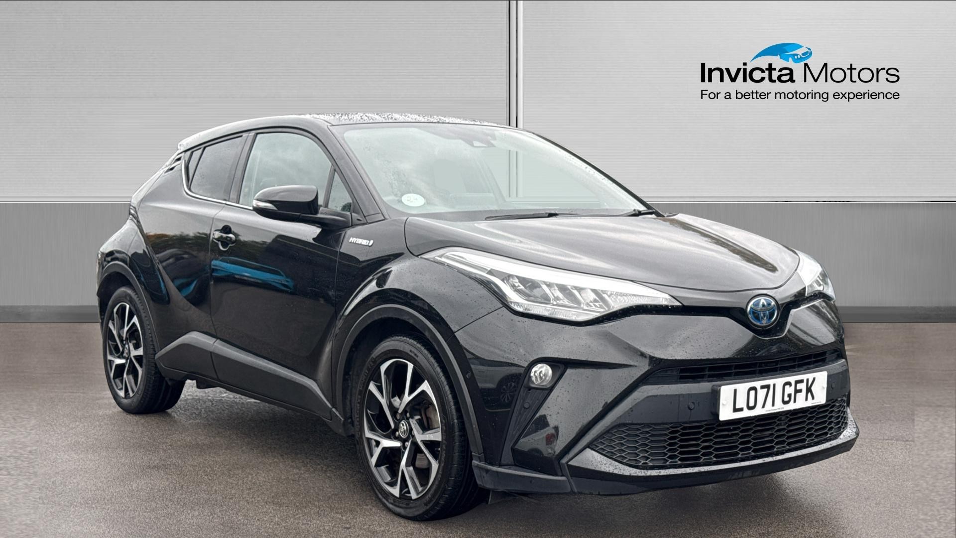 Black 2022 Toyota C-HR Hatchback Front-wheel drive Automatic