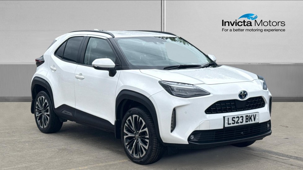 2023 TOYOTA YARIS CROSS EXCEL 286 .10 MONTH OR 18,795 2023 REGISTRATION 2023 MODEL YEAR 48685... photo