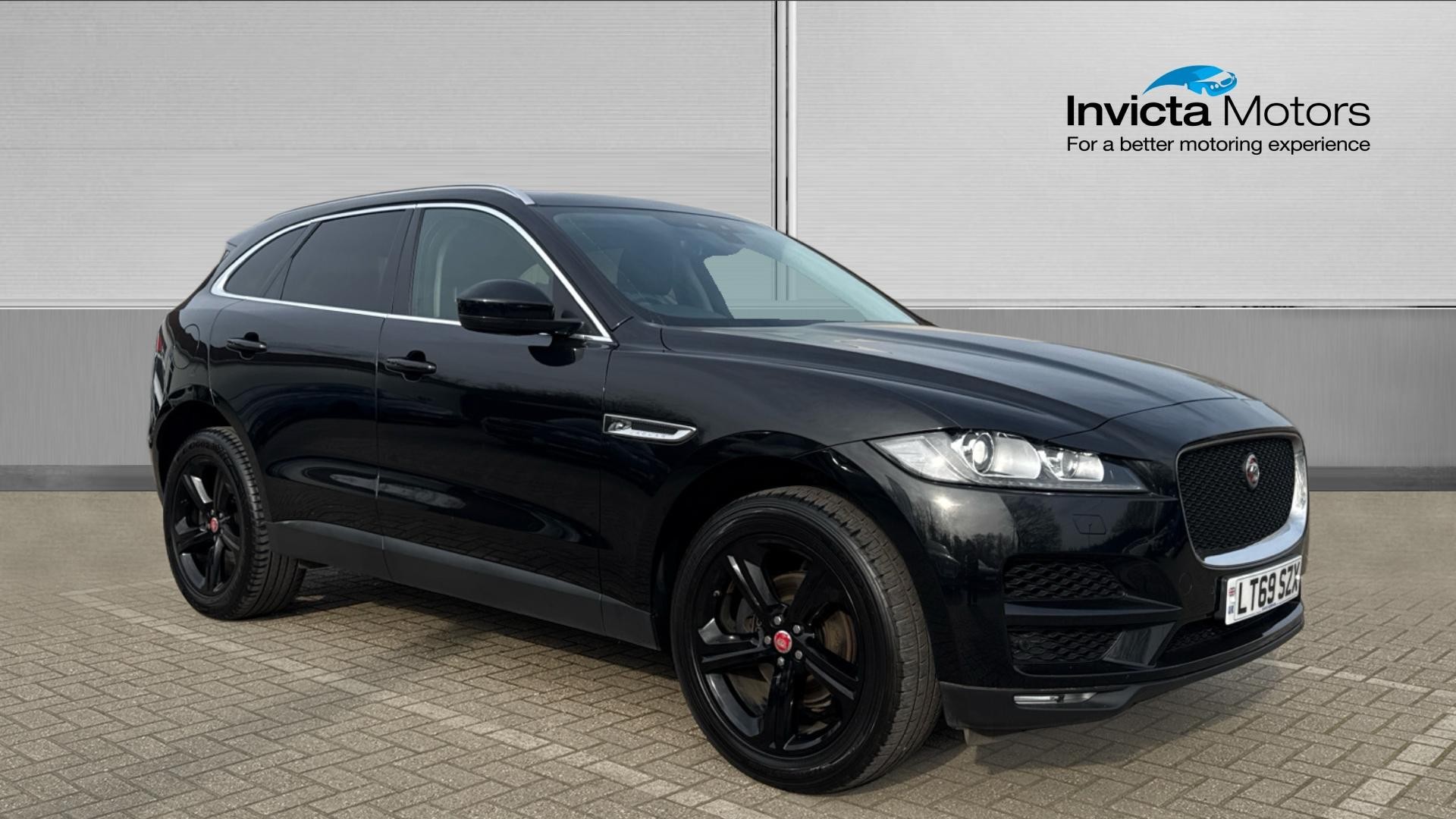 2019 Jaguar F-PACE 2.0i Portfolio (250ps) (s/s)