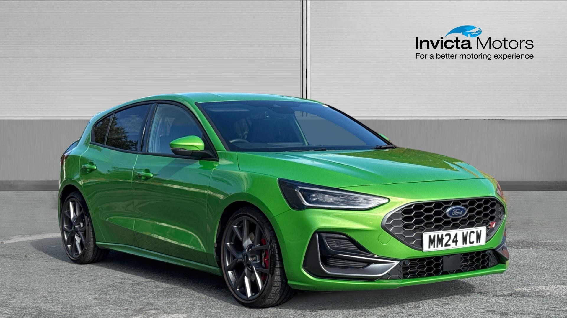 Green 2024 Ford Focus Estate Front-wheel drive Manual
