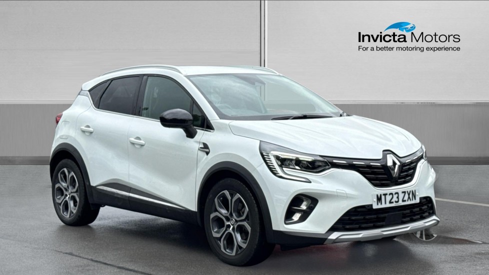 2023 RENAULT CAPTUR TECHNO 196 .75 MONTH OR 14,000 2023 REGISTRATION 2023 MODEL YEAR 12499... photo