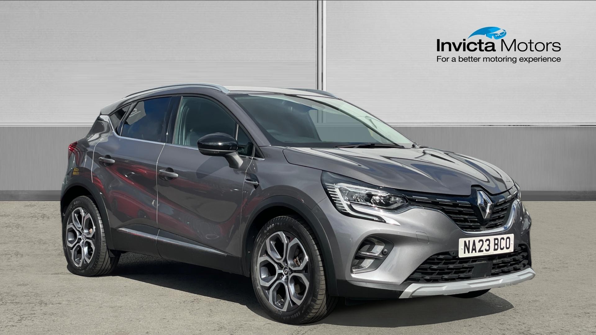 Grey 2023 Renault Captur Hatchback Front-wheel drive Automatic