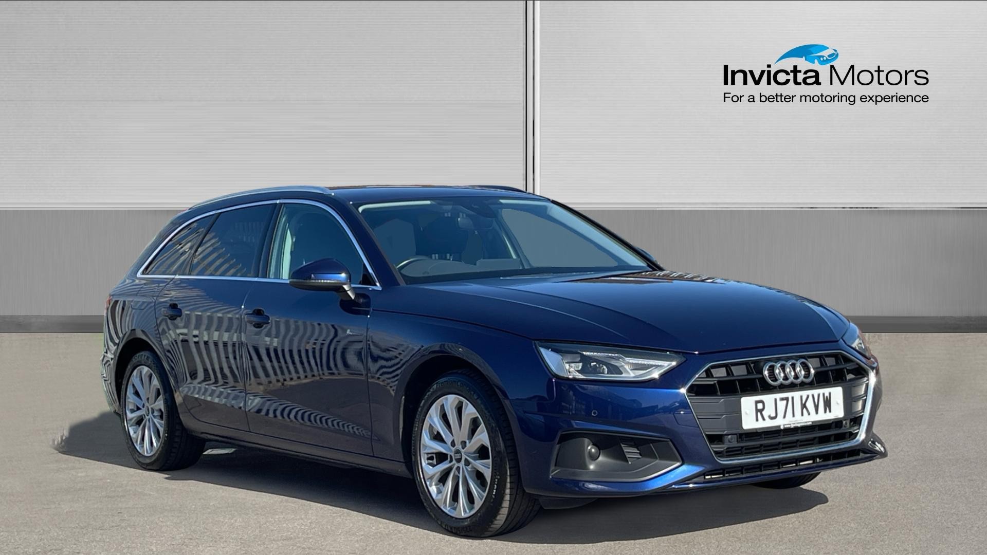 Blue 2022 Audi A4 Estate Front-wheel drive Automatic