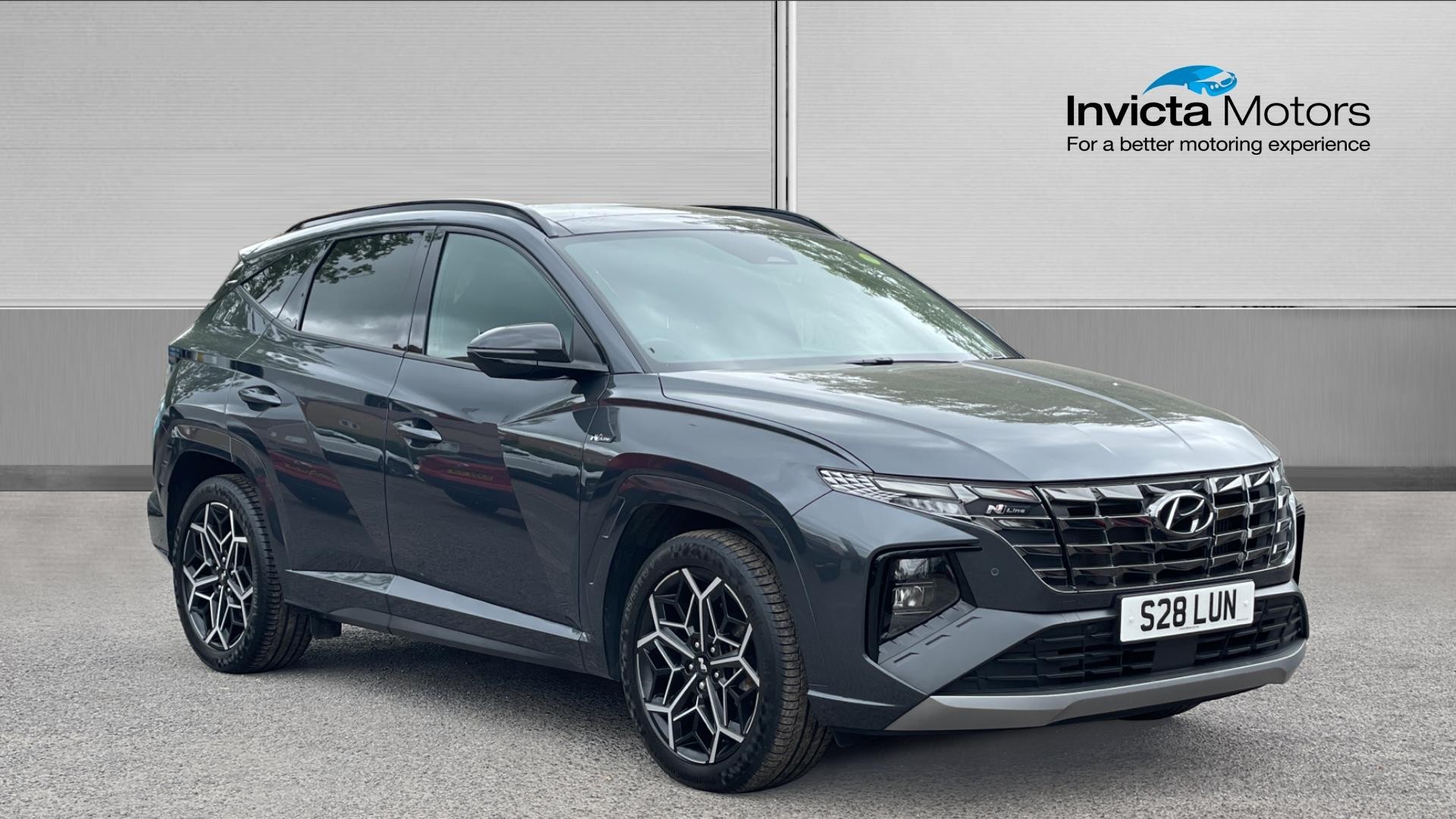 Grey 2024 Hyundai Tucson Front-wheel drive Automatic