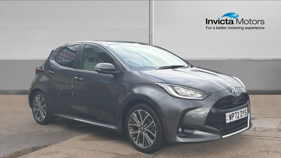 2022 TOYOTA YARIS EXCEL 296 .45 MONTH OR 17,699 2022 REGISTRATION 2022 MODEL YEAR 12452... photo
