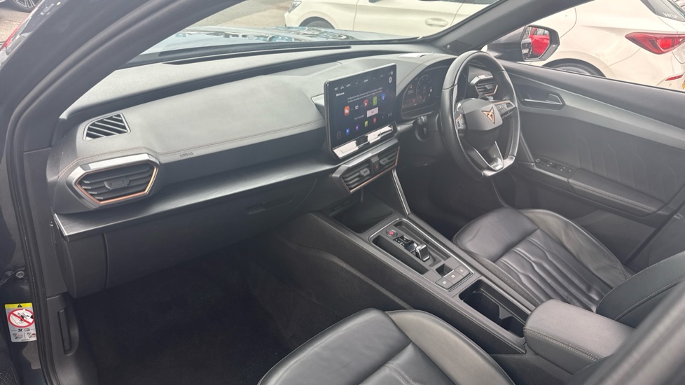 CUPRA Formentor 1.5 TSI 150 V2 5dr DSG Petrol Estate - Image 2