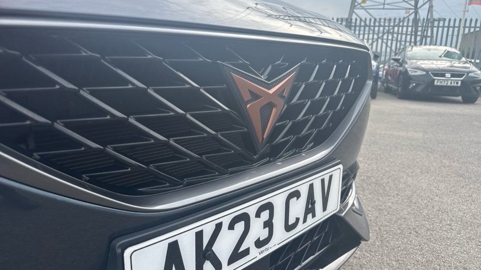 CUPRA Formentor 1.5 TSI 150 V2 5dr DSG Petrol Estate - Image 32