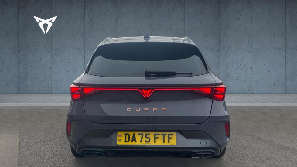 CUPRA Leon 1.5 eTSI 150 V2 5dr DSG Petrol Estate - Image 8