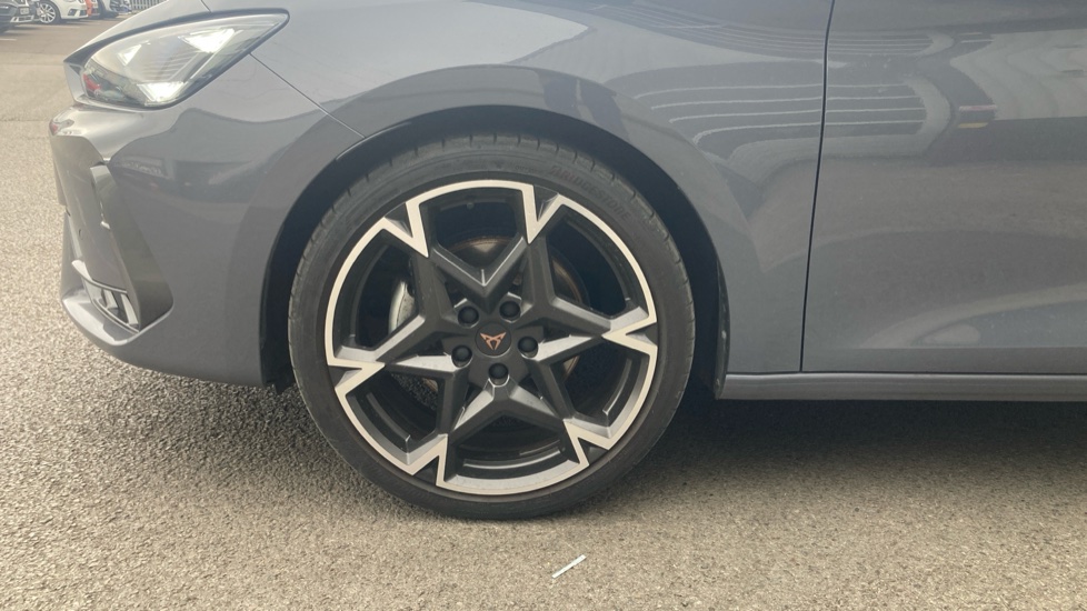 CUPRA Leon 1.5 eTSI 150 V2 5dr DSG Petrol Estate - Image 35